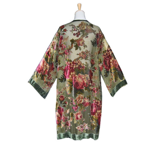Kimono de terciopelo devore verde con flores Julunggul