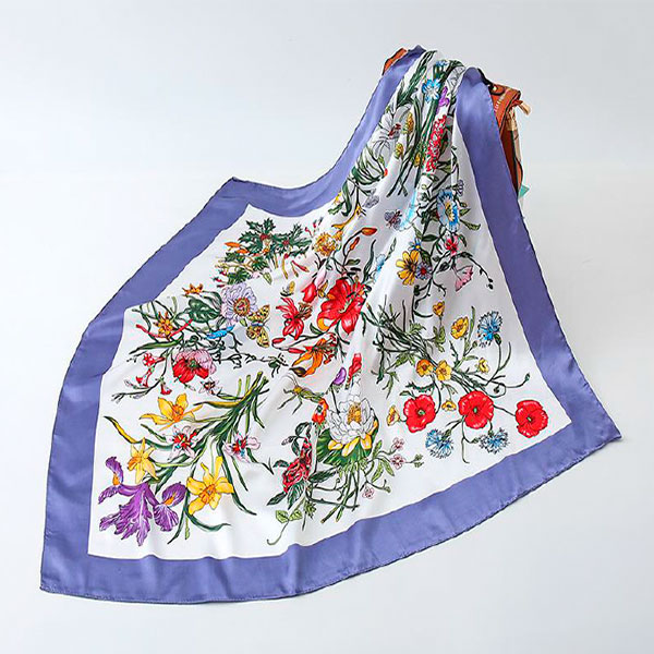 pañuelos-de-mujer-de-imitación-seda-de-flores-blanco-y-azul.