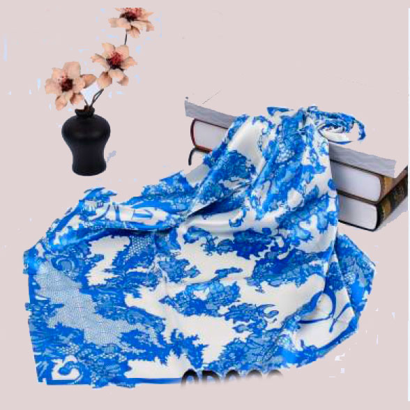 pañuelo imitación seda blanco y azul turquesa