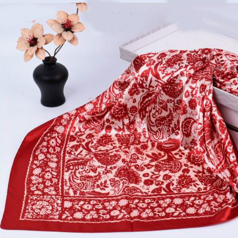 pañuelos de mujer imitación seda blanco y rojo