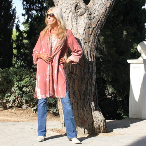 kimono de terciopelo rosa y seda de julunggul 1