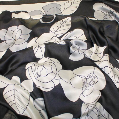 fular de semi seda negro flores blancas 1 julunggul
