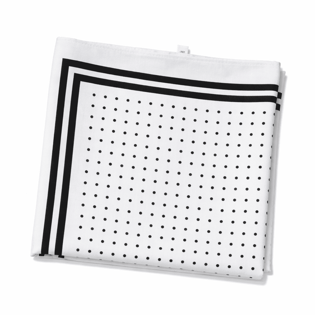 Pañuelo de semi seda 90x90 cm blanco con lunares negros