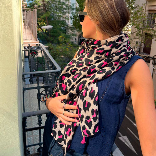 Bufanda de leopardo negro y fucsia Julunggul