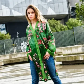 kimono de seda verde julunggul