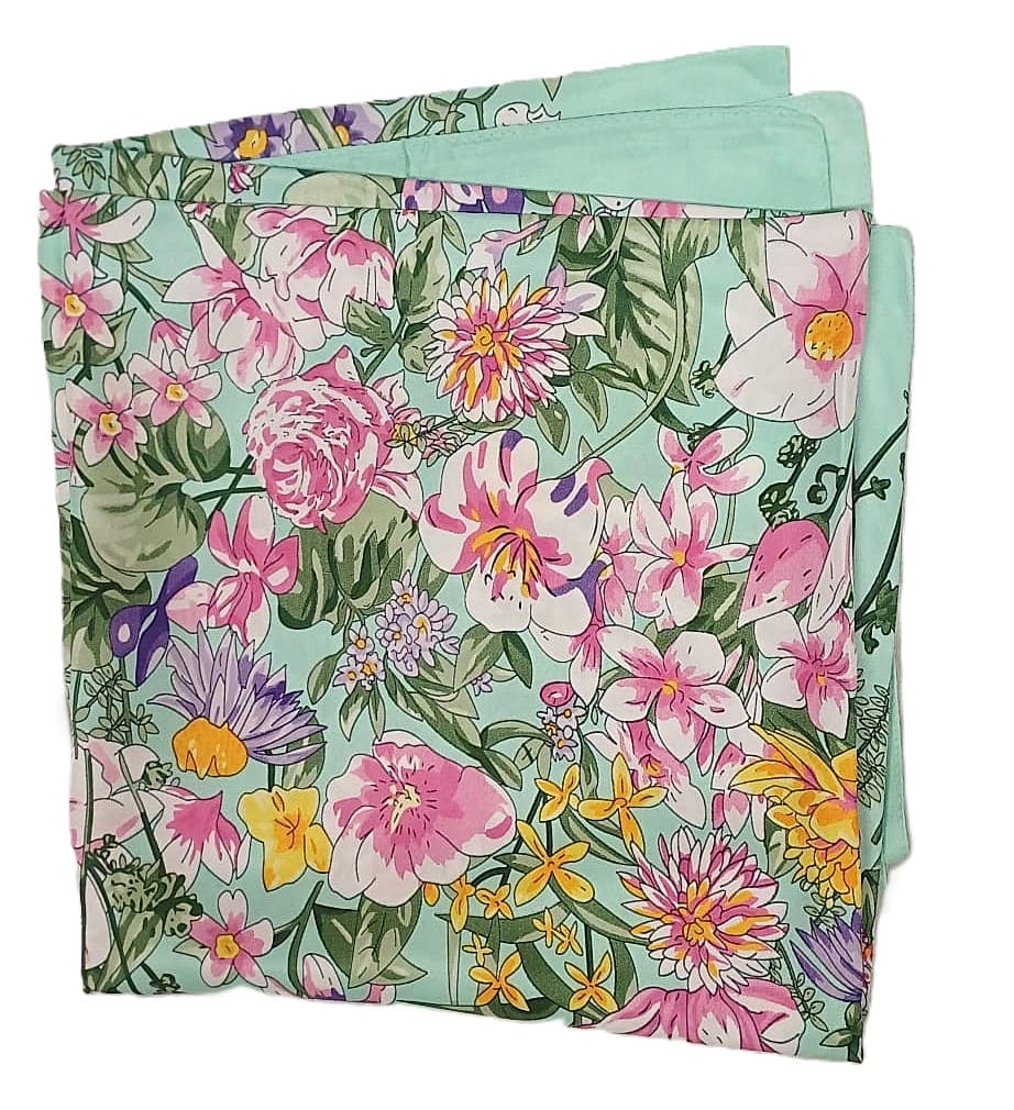 Pañuelo de semi seda grande verde mar con flores 130x130 cm - Imagen 5