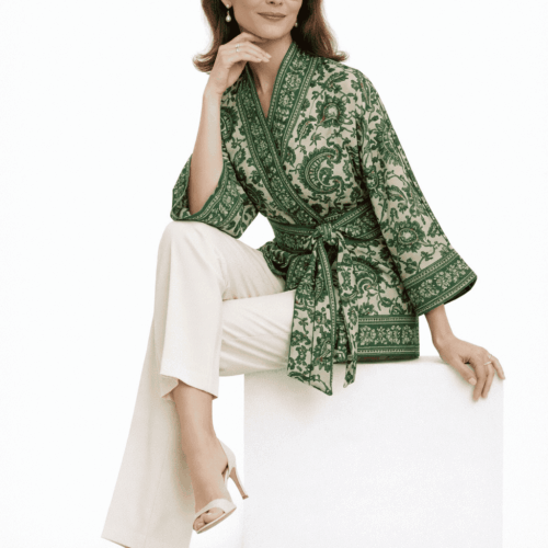 Kimono de semiseda brocada beige y verde con fajin grande Julunggul