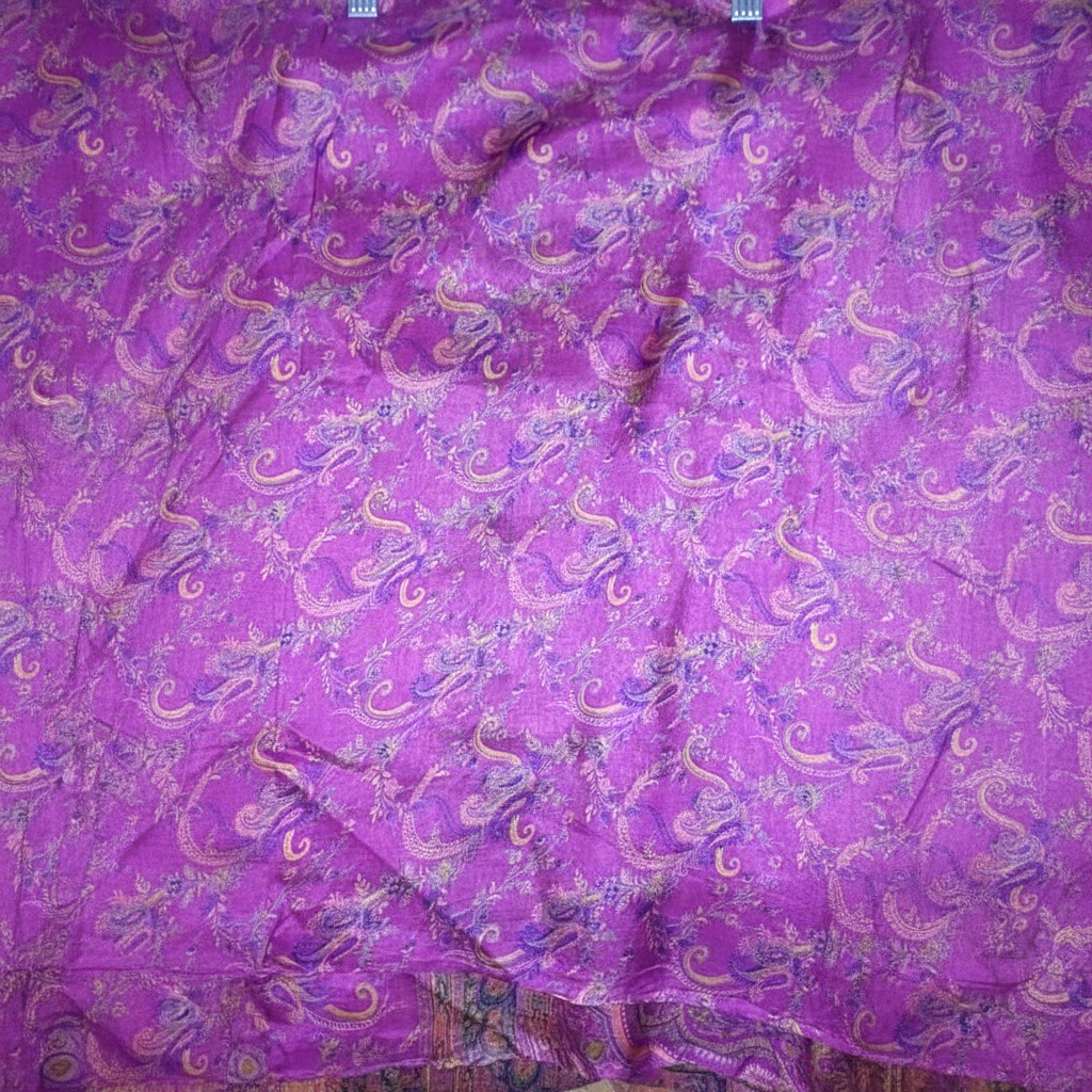 seda fucsia buganvilla con cachemires Julunggul